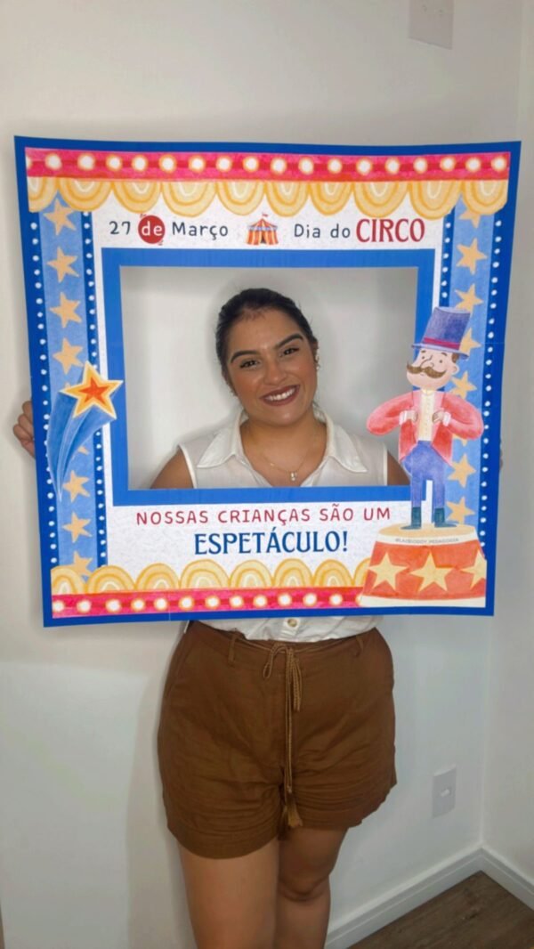 Moldura para Bambolê – 27 de Março – Dia do Circo
