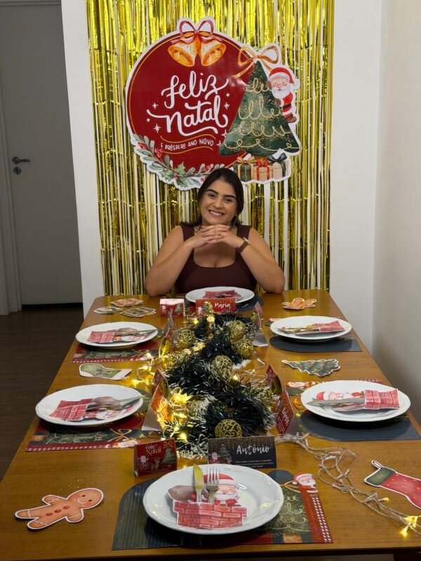Kit Decorativo com Painel e Mesa Posta de Natal