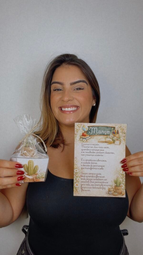 {"eId":"761437119203589","CameraPosition":2} Kit - 12 Meses de Cuidado com Quem Educa